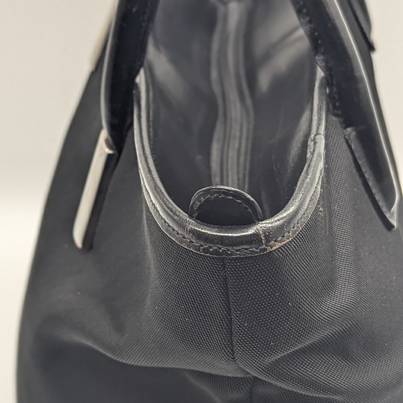 Gucci Black Nylon and Leather Trim Tote Bag - Picture 6 of 16